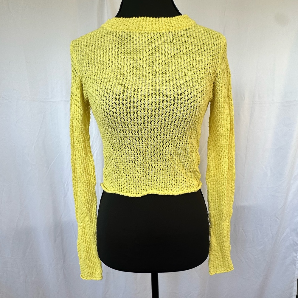 Forever 21 Yellow Long Sleeve Knit Top